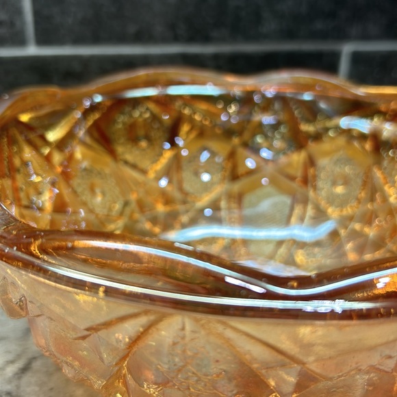 Vintage Carnival Glass Bowl - Picture 12 of 12